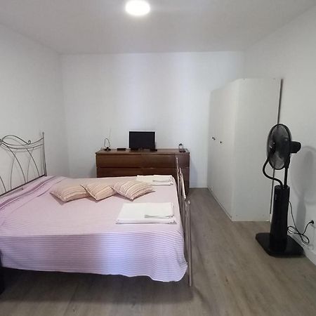 Alvito Guest House - Comfortable Room With Private Bathroom Lisboa Dış mekan fotoğraf